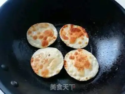 Make A dumpling-skin box step 5