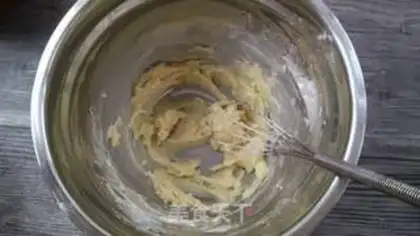 Make Strawberry cupcakes step 1
