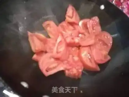 Make Tomato fried eggs step 4