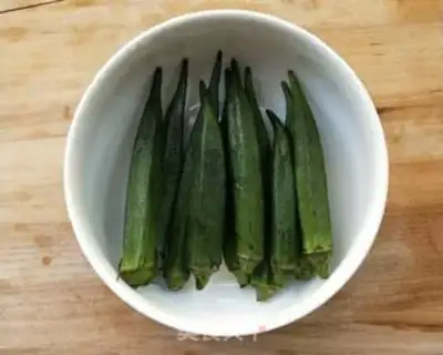 Make Garlic aces step 0