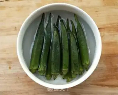 Make Garlic aces step 1