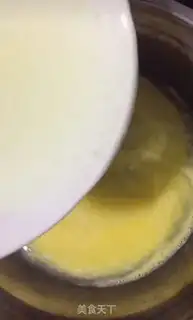 Make Pumpkin steamed eggs step 4