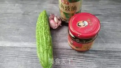 Make Mother of God mixed with bitter melons step 0