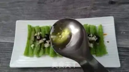 Make Mother of God mixed with bitter melons step 7