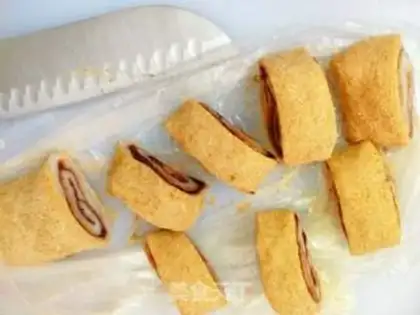 Make Donkey rolls step 9