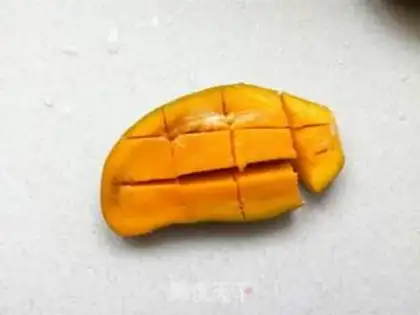 Make ♪ Monkey mango salad ♪ step 2