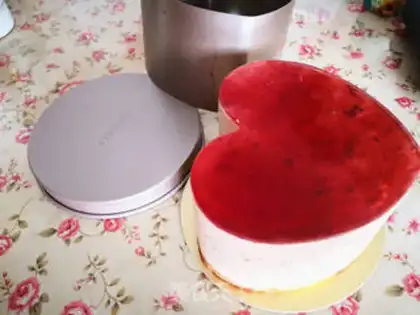 Make Cherry mousse step 12
