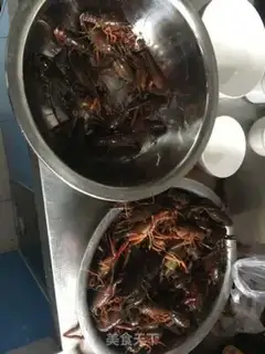Make Spicy little lobster step 0