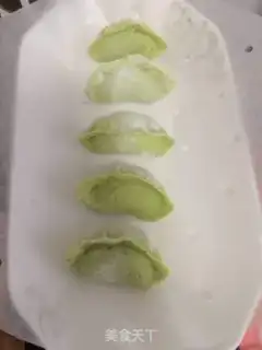 Make Dragon and Feng Do dumplings step 11