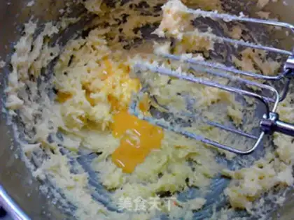 Make The German squirt horn cookies step 4