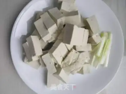 Make Fish-head tofu step 1