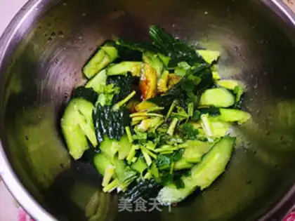 Make cucumber with pork step 4