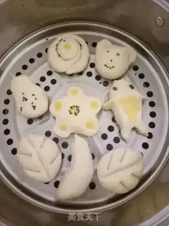 Make Fancy buns step 5