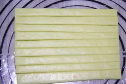 Make Horseshoe omelet step 5