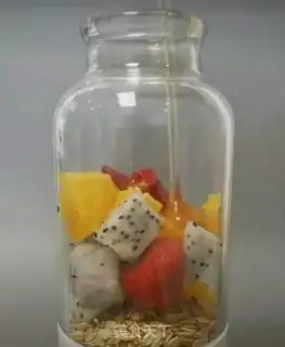 Make Fruit oatmeal milk step 1
