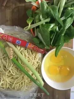 Make Egg ham and sausage noodles step 0