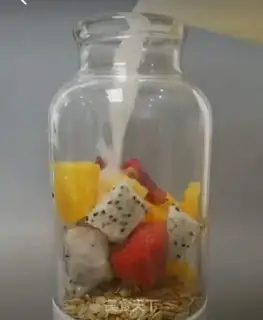 Make Fruit oatmeal milk step 2