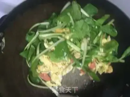 Make Egg ham and sausage noodles step 4