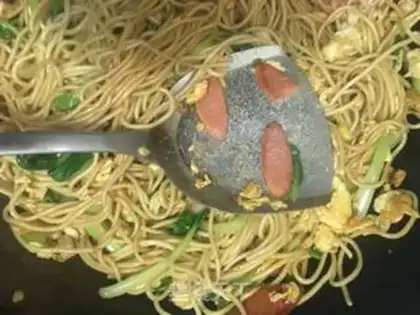 Make Egg ham and sausage noodles step 8