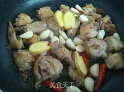 Make Frozen chicken wings, duck legs step 4