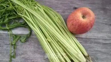 Make Celery apple juice step 0