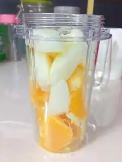 Make Pear orange juice step 1