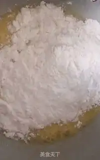 Make Little bunny donuts step 2