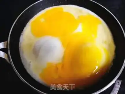 Make Mango sandwich step 1