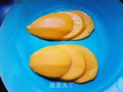 Make Mango sandwich step 2