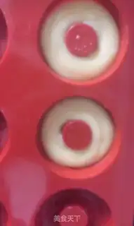 Make Little bunny donuts step 5