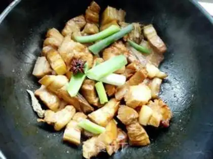 Make A little pot stew step 6