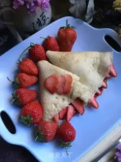 Make Strawberry croissants step 9