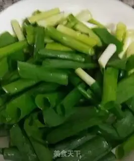 Make Onion fried eggs step 0