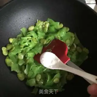 Make Scrambled beans step 7