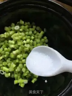 Make Garlic meat buns step 2