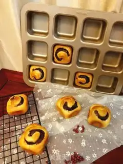 Make Bean rolls, a small meal pack step 11
