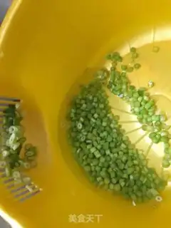 Make Garlic meat buns step 5