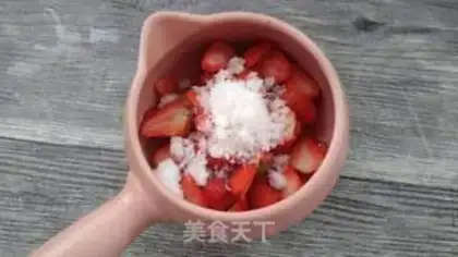 Make Strawberry ice cream step 3