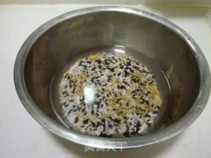 Make Three-coloured rice step 2