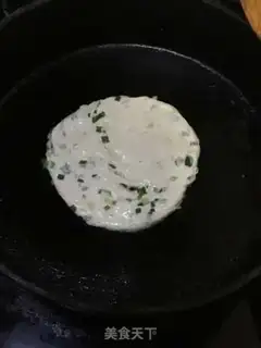 Make A dumpling-skin-second onion waffles step 9