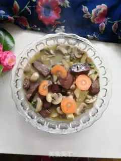 Make Twin mushroom blood soup step 0