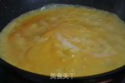 Make Egg roller lollipop step 3