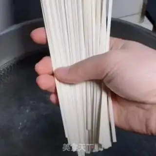 Make Hot noodles step 3