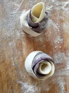Make Double rose buns step 3