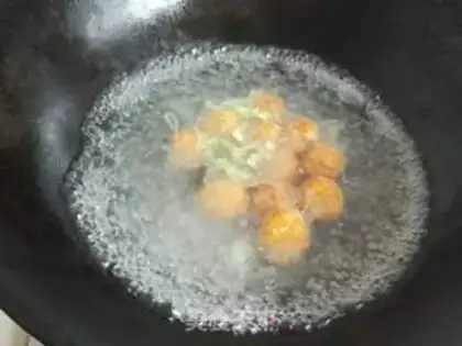 Make Squirty meatball spinach soup step 17