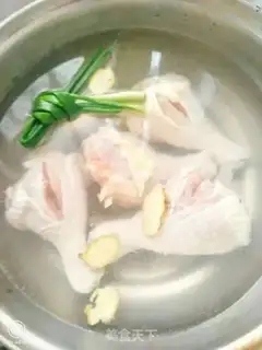 Make Hands tore chickens step 0