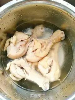 Make Hands tore chickens step 1