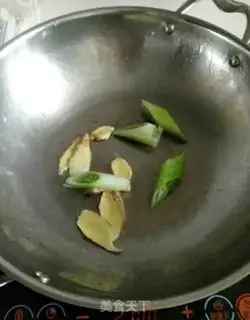Make Shrimp sauce step 1