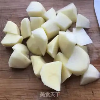 Make Chicken stew potatoes step 0