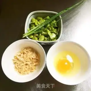 Make Shrimp bean petal egg soup step 0